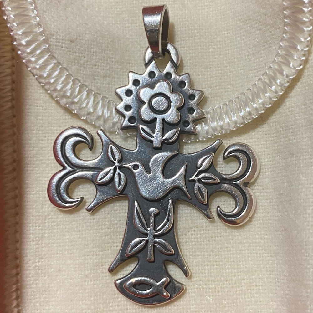 James Avery-La Primavera Cross-Large (RETIRED)